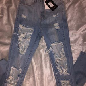 Super ripped light washed jeans